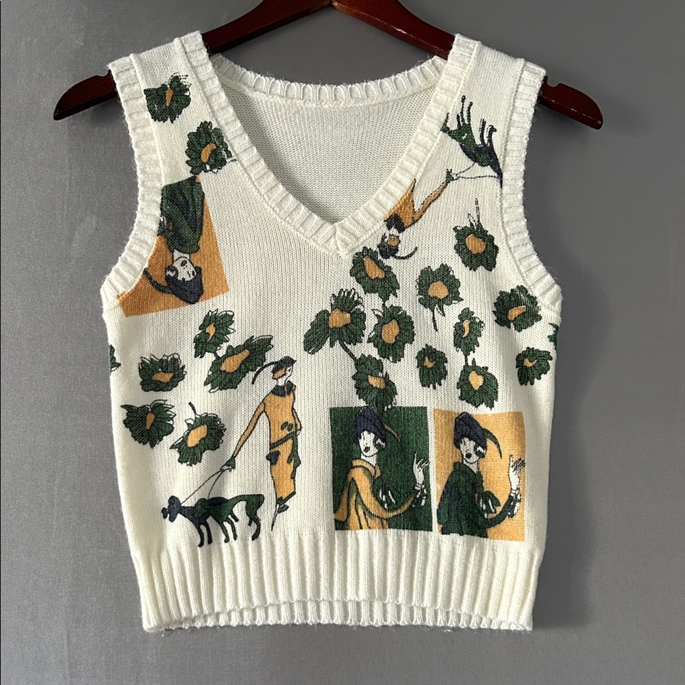 Floral Patterned V-Neck Sweater Vest